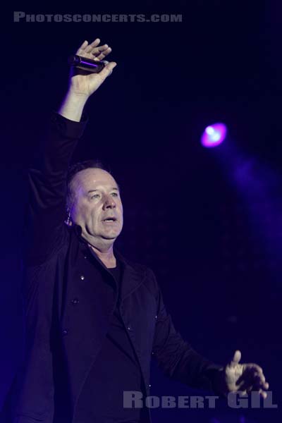 SIMPLE MINDS - 2010-09-11 - LA COURNEUVE - Parc Departemental - Grande Scene - 